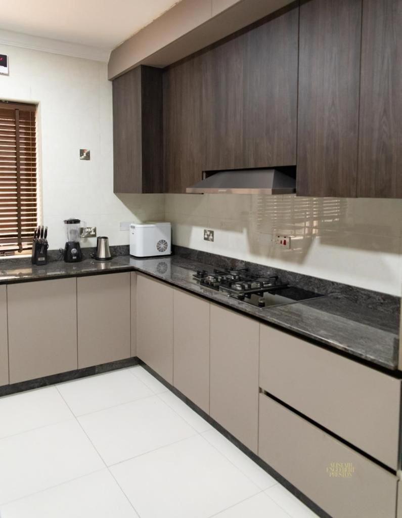 Metro Apartments Lagos Eksteriør bilde